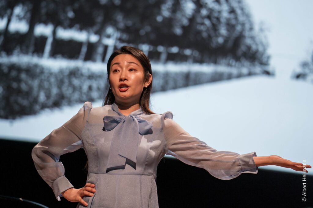 Hyerin Park im Showcase Opera Bridge